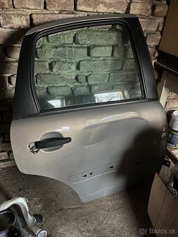 Pravé zadné dvere na Citroen C3 - 2