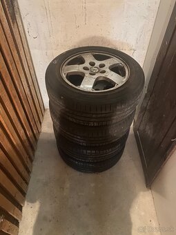 Letne pneu 185/60 R14 - 2