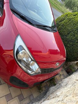 KIA Rio - 2