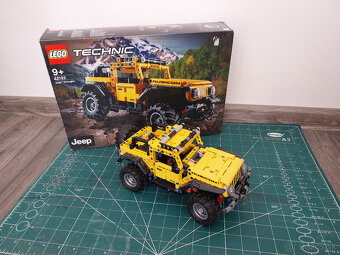 LEGO 42122 TECHNIC - Jeep Wrangler - 2