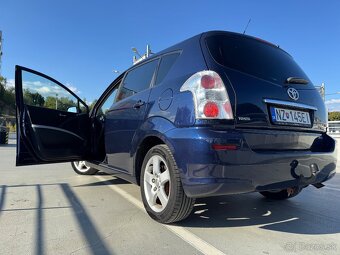 Corolla Verso - 2