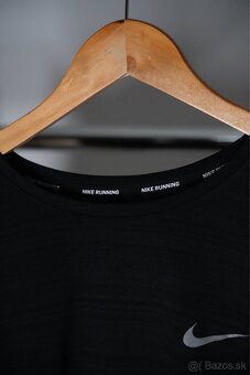 Nike Running – funkčné tričko s dlhým rukávom (čierne) - 2