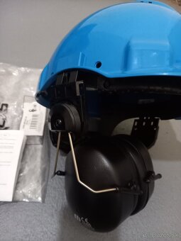 Ochranná pracovná prilba 3M+sluchadlá - 2