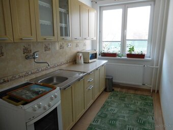 Nižšia cena - Prenájom -2 izb. byt v RD na Záskalí. - 2