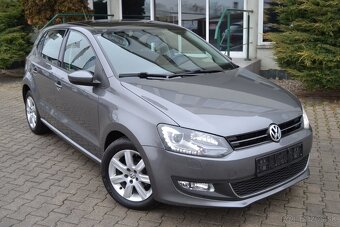 VW POLO 1.2 TSI HIGHLINE, XENÓNY, ŠÍBER, ORIGINÁL 179.123 KM - 2