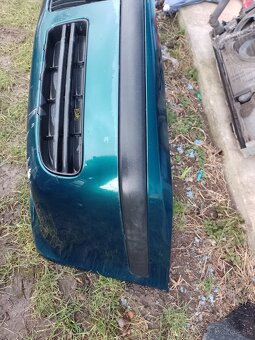 Predám predný nárazník na škoda Octavia 1 facelift - 2