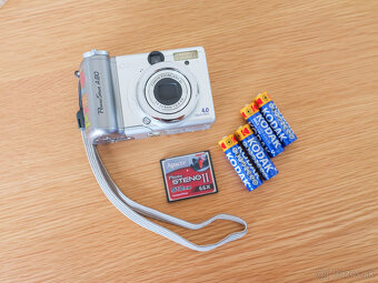 Canon PowerShot A80 - 2