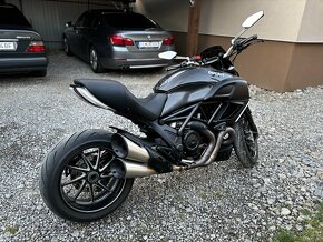 Ducati Diavel 1200 full Carbon - 2