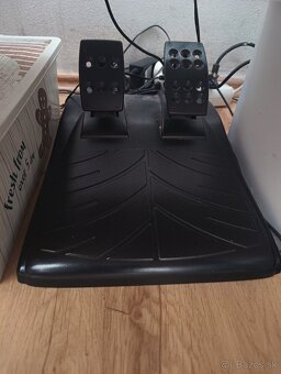 HP Pavilón  I5 + Logitech driving force GT - 2