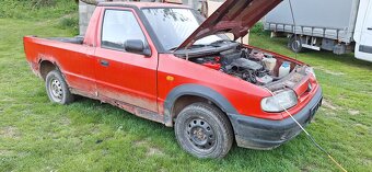 Skoda pick up 1.3 mpi - 2