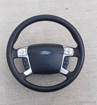 Ford galaxy,ford Smax,ford mondeo-volant - 2