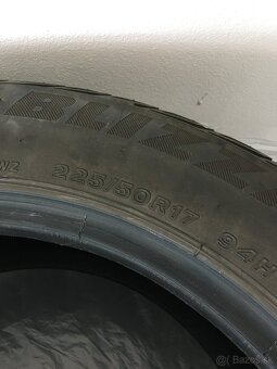 Predám zimné pneu 225/50R17 - 2