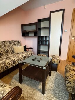 Veľa nábytku: sedačka+skrine+posteľ+písací stôl. Nepoužívané - 2