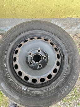 Gumy 195/60 R15 - 2