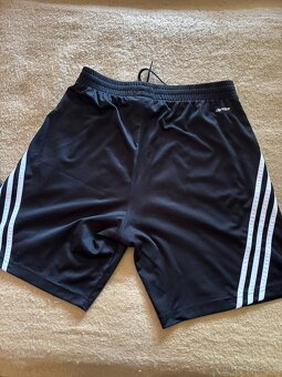 Adidas - 2