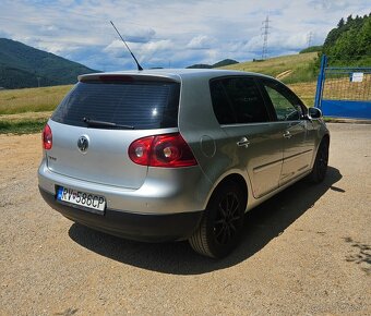 VOLKSWAGEN GOLF 5 1.4 16V 55kw - 2