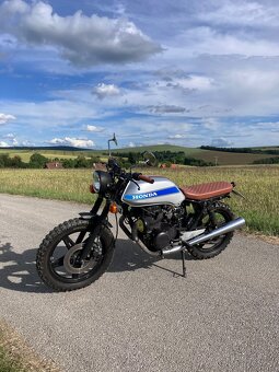 Honda CB250N - 2