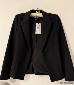 Čierne sako (fitted) MANGO nové s visačkami - 2