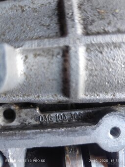 Hlava valcou 2.0TDi BKD 16v 03G103308C - 2