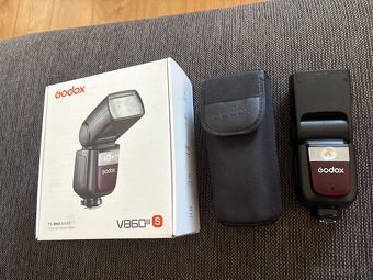 Godox V860III-S pre Sony - 2
