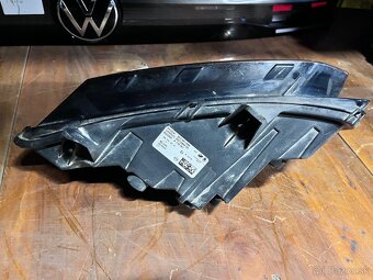 Led hmlové ľavé svetlo skoda octavia 4 - 2