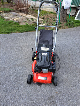 Benzinova kosačka - 2