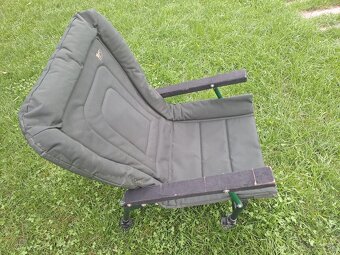 Predam skladacie rybarske kreslo - 2