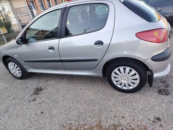 Peugeot 206 - 2