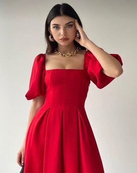 Červené midi šaty - 2