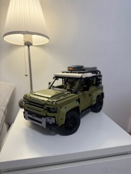 Predávm Lego technic Land Rover Defender - 2