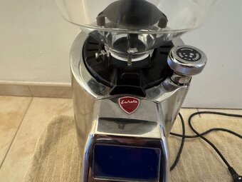 Mlyncek na kávu Eureka Olympus 75e chróm s 2 hoppers - 2