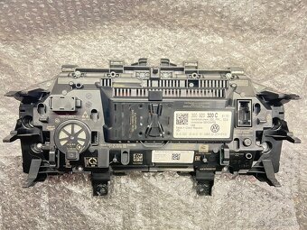 3G0920320C Virtual Cockpit AID budiky VW Passat - 2