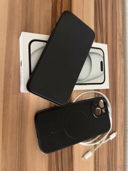 Apple IPhone 15 čierny - 2