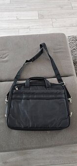 Predám pevnú kvalitnú tašku na Notebook - 2