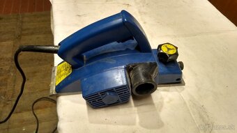 Elektricky hoblik-600w-š-82mm. - 2