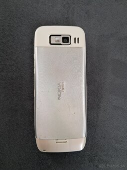 Nokia E52 - 2