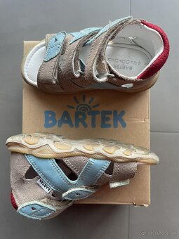 Sandale bartek velkost 24 - 2