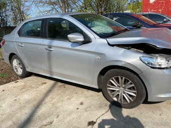 Rozpredam Peugeot 301 1.2 2015 - 2