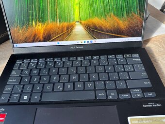 Asus Zenbook OLED - Super stav, ryzen 7, 16gb ram - 2