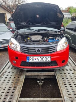 Dacia sandero - 2
