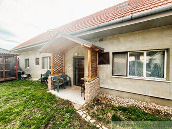 3-izbový rodinný dom s garážou v centre obce Jakubov , okr - 2