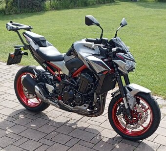 KAWASAKI Z900 - 2