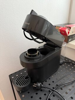 De'Longhi Nespresso Vertuo Pop ENV90.B čierny - 2