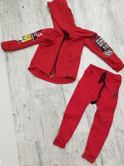 Stylovy cerveny set 128 - 2