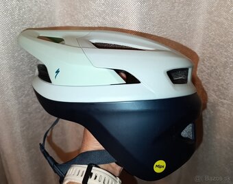 Prilba specialized - 2