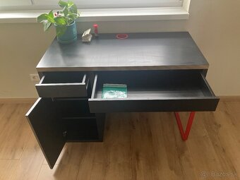 Stol IKEA Micke - 2