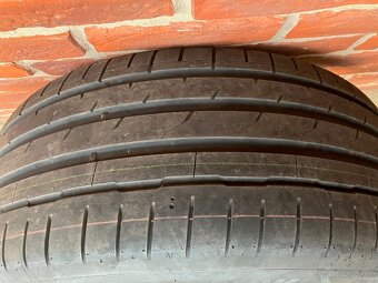Hankook 255/45R19 104W - 2