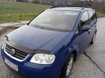 Volkswagen Touran - 2