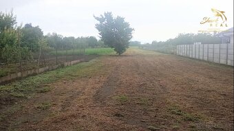 Na predaj pekný, rovinatý pozemok v Trnovci nad Váhom - 2