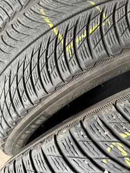 235/55R19 - 2